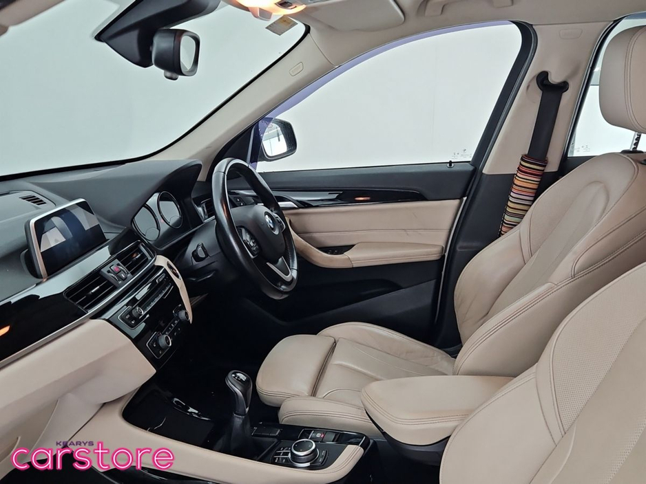 2018 BMW X1 - image 12