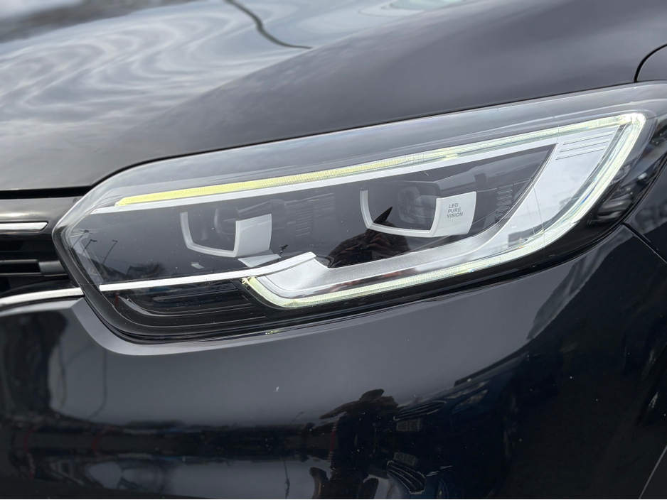 2020 Renault Kadjar - image 5