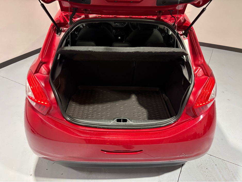 2014 Peugeot 208 ACTIVE 1.4 HDI 4DR €4,950