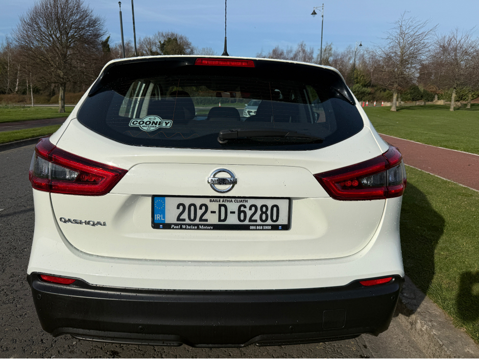 2020 Nissan Qashqai - image 7