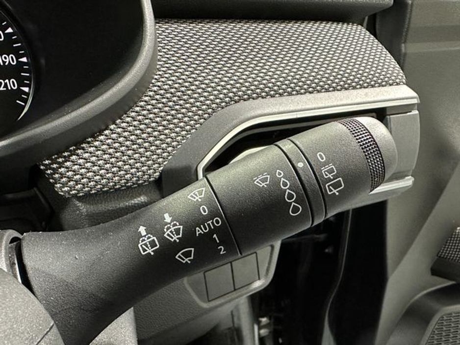 2022 Dacia Jogger Comfort Petrol 7 Seater 1.0 221 €17,750