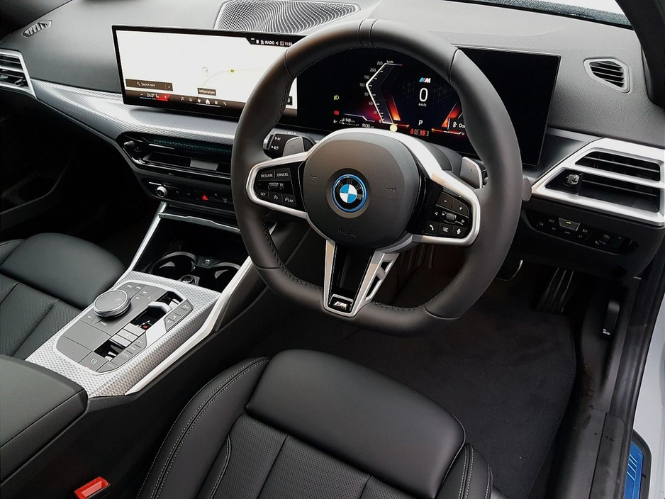 2026 BMW 3 Series - image 6