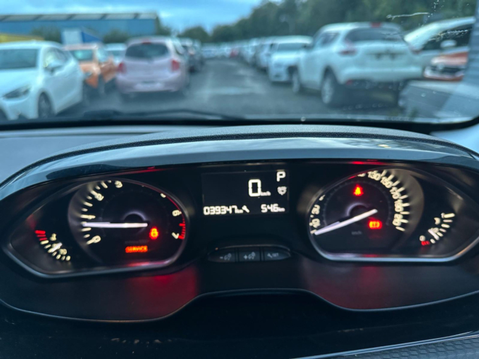 2016 Peugeot 208 - image 19