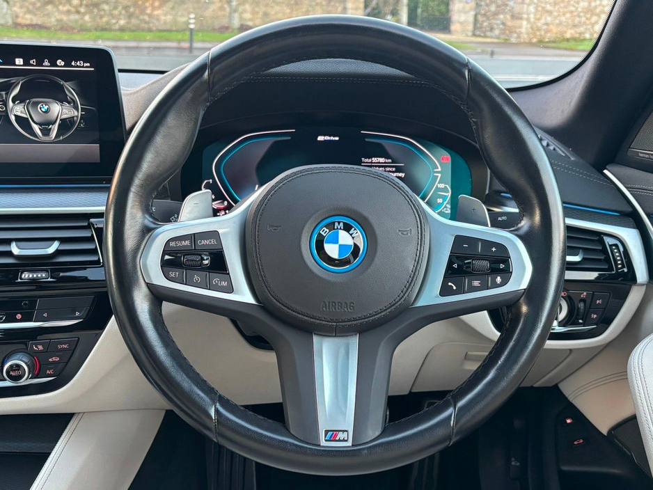 2023 BMW 5 Series 530E M-SPORT SUNROOF IVORY LEATHER €44,995