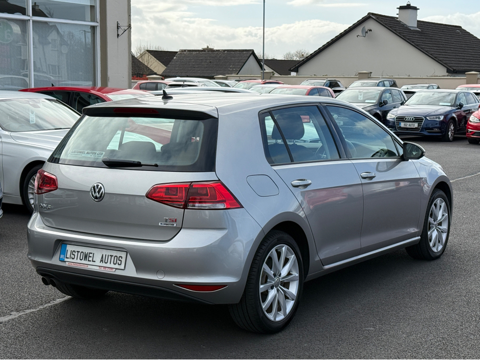 2015 Volkswagen Golf - image 9