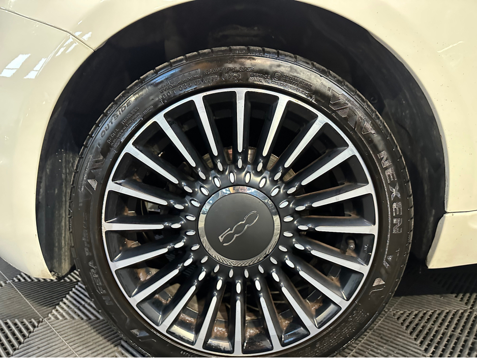 2017 Fiat 500 1.2  LOUNGE S4 2DR TILT & SLIDE SUNROOF 69BHP €10,950