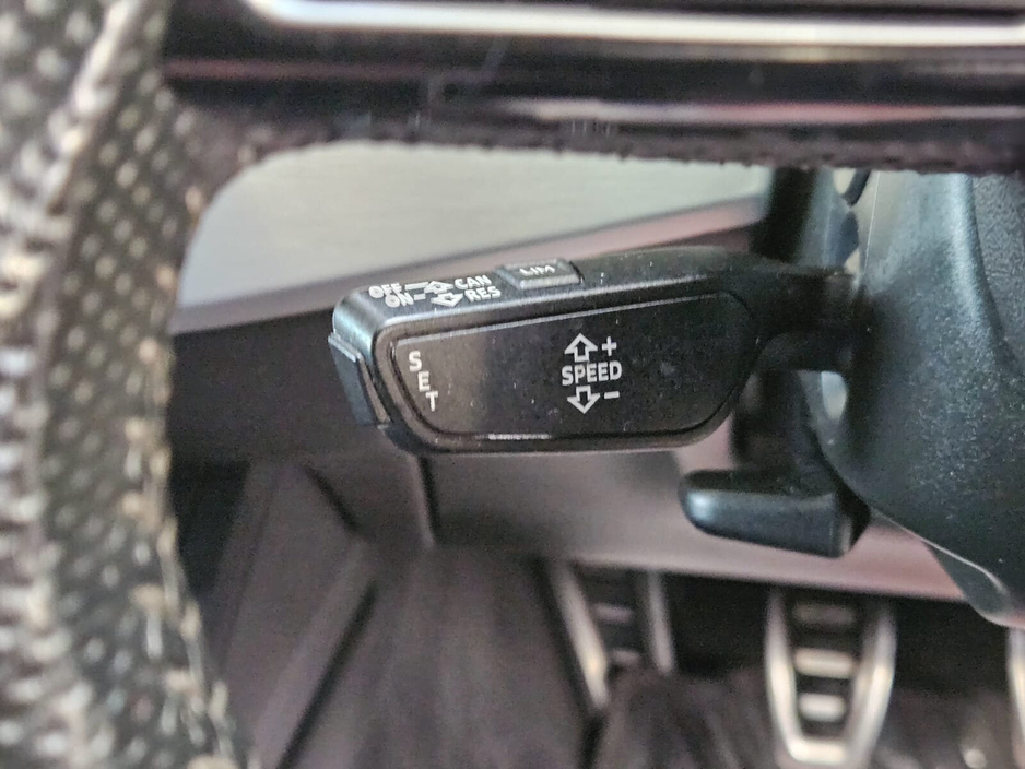 2017 Audi A4 - image 14