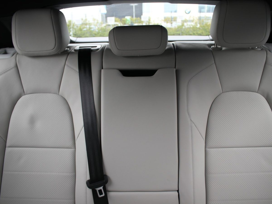 2025 Porsche Macan Electric €82,000