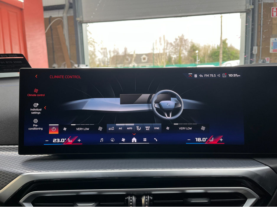 2025 BMW i4 €58950 2025 BMW I4 M50 ONLY 9K KMS / CRUISE CONTROL / 360° PARKING CAMERA / ELECTRIC MEMORY & HEATED SEATS / HEATED STEERING WHEEL / APPLE CARPLAY / AMBIENT LIGHTS €58,950