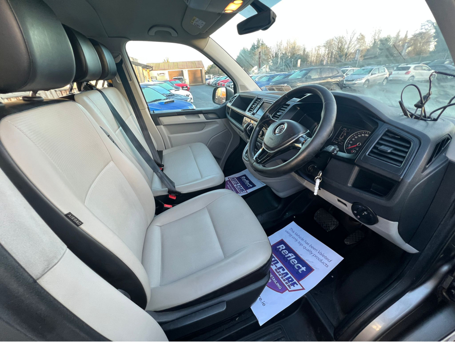 2016 Volkswagen Transporter Shuttle ==9 SEATER//FULL LEATHER//AUTO//NEW TEST== €18,950