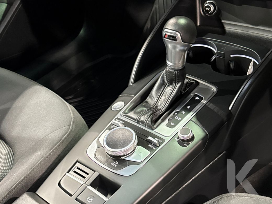 2020 Audi A3 - image 12