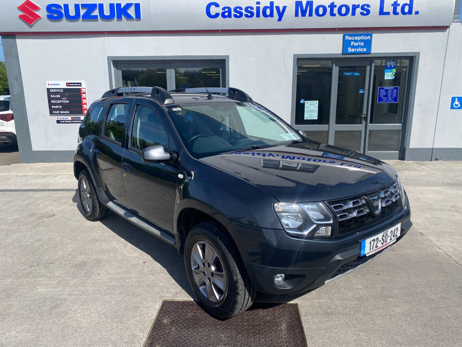 2017 Dacia Duster - image 2