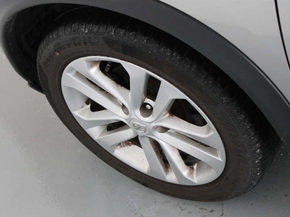 2014 Nissan Juke - image 28