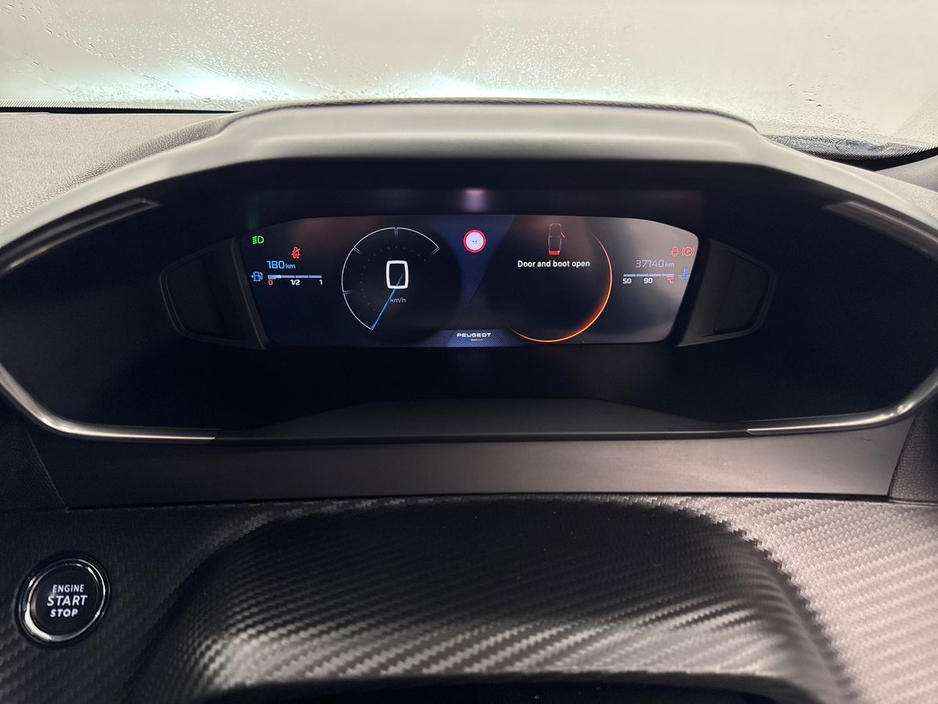 2025 Peugeot 2008 - image 14