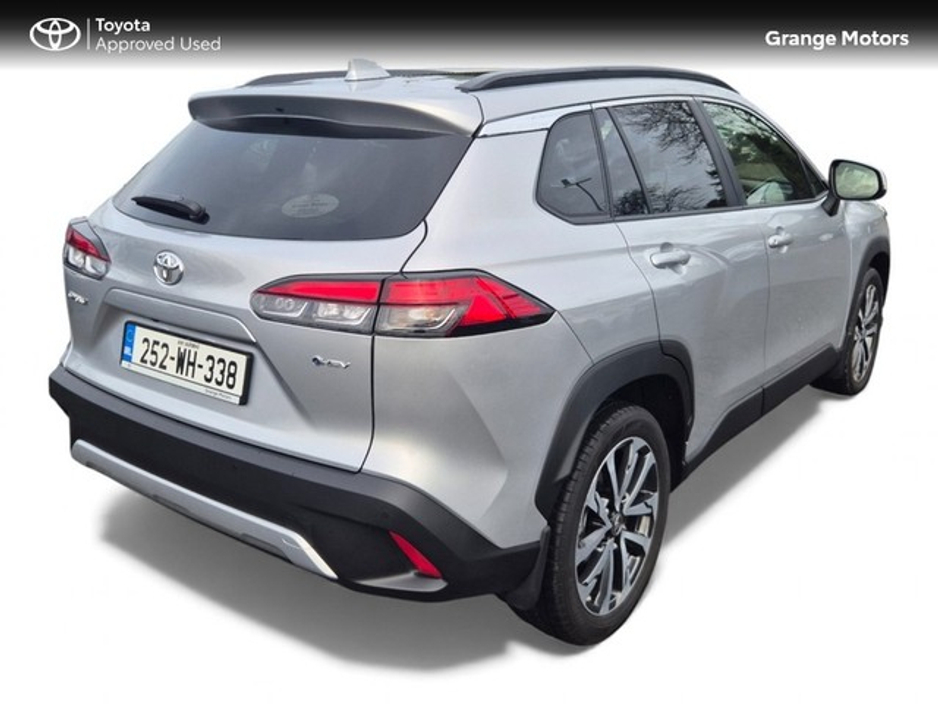 2025 Toyota Corolla Cross - image 2