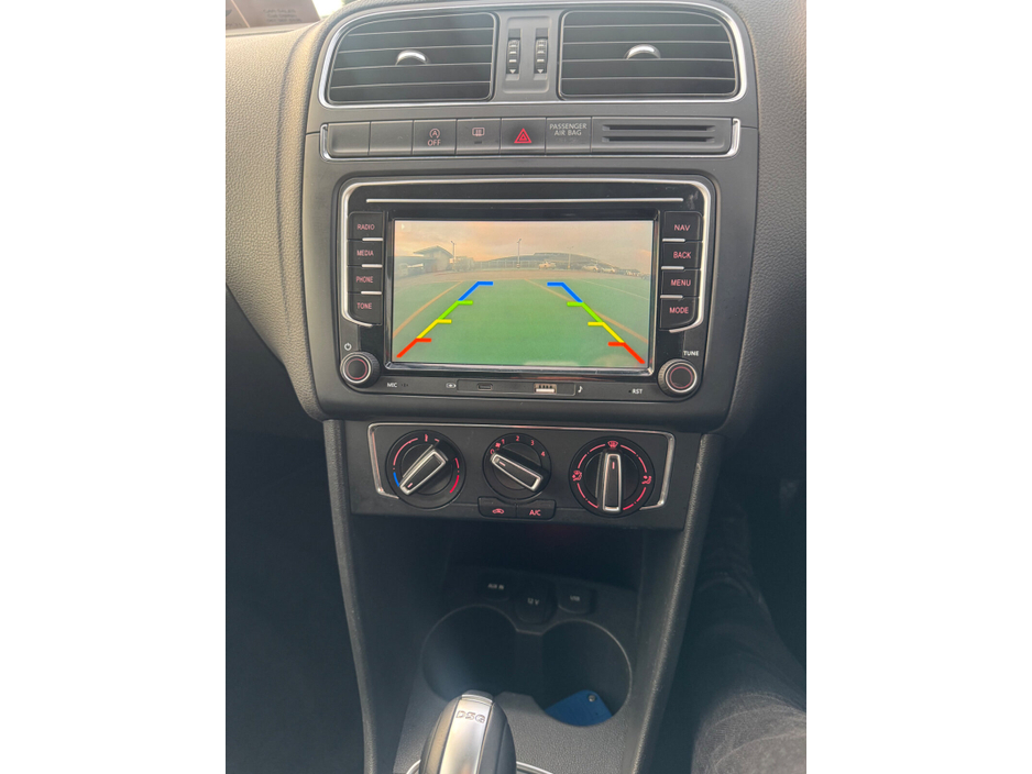 2014 Volkswagen Polo  €10,950