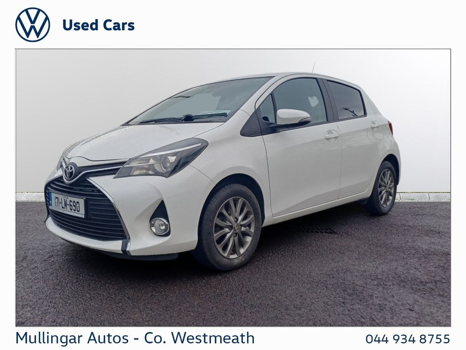 2017 Toyota Yaris - image 10