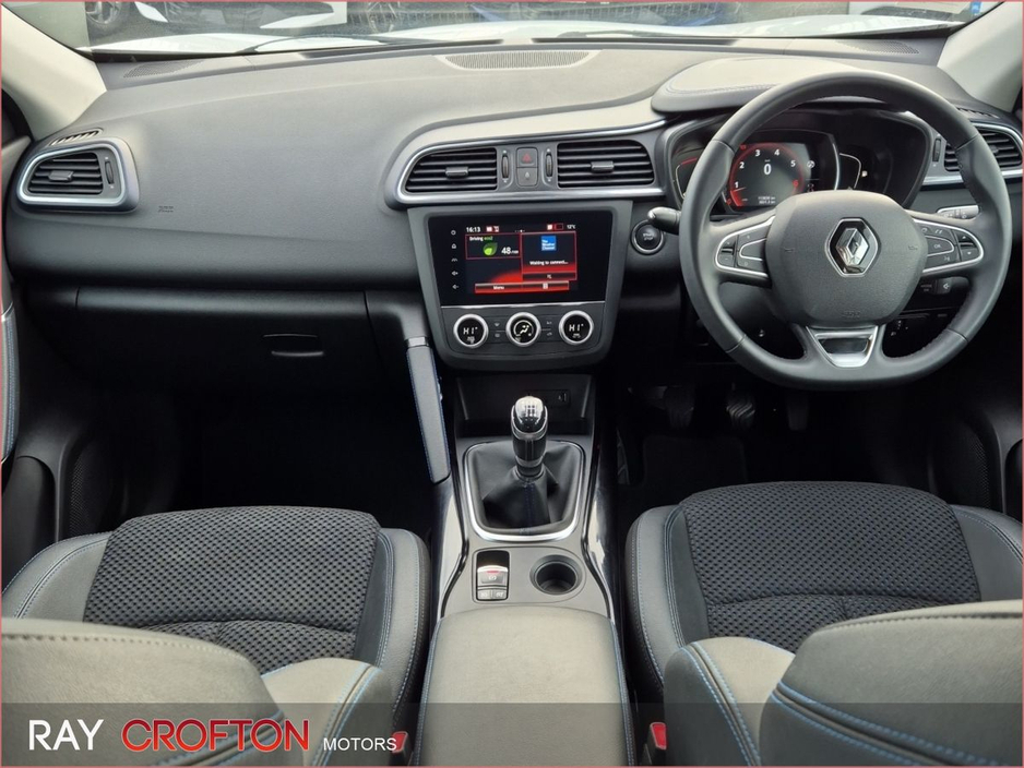 2020 Renault Kadjar - image 4