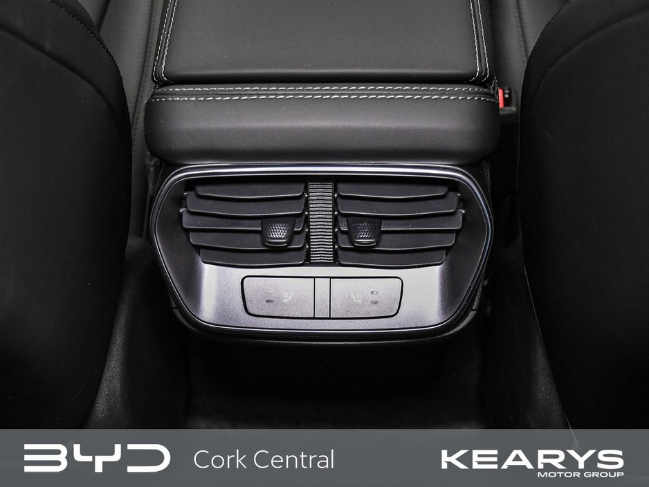 2026 BYD Sealion 7 - image 19