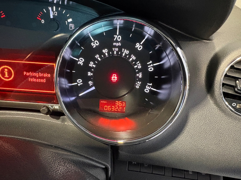 2016 Peugeot 3008 - image 8