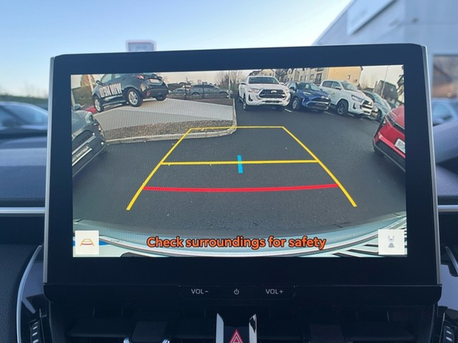 2023 Toyota Corolla Cross COROLLA CROSS SOL 1.8 €35,444