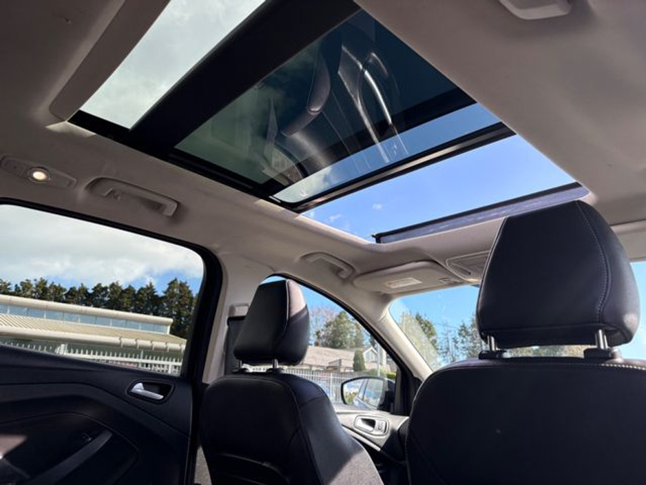 2018 Ford Kuga - image 11