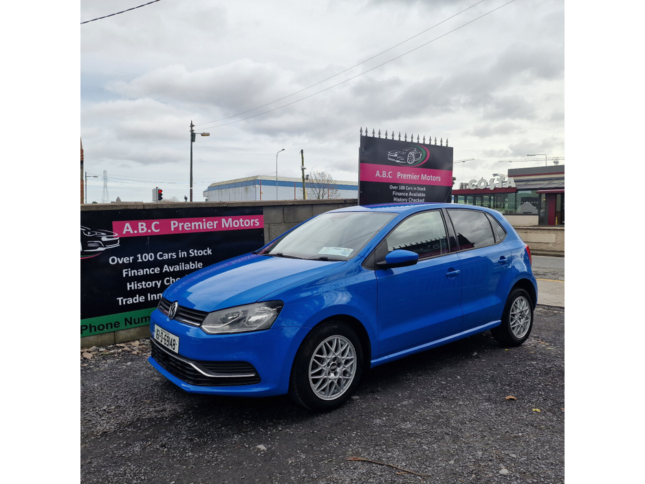 2016 Volkswagen Polo - image 3