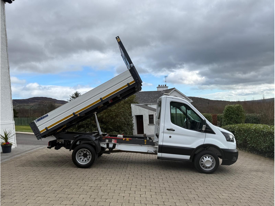 2021 Ford Transit - image 14