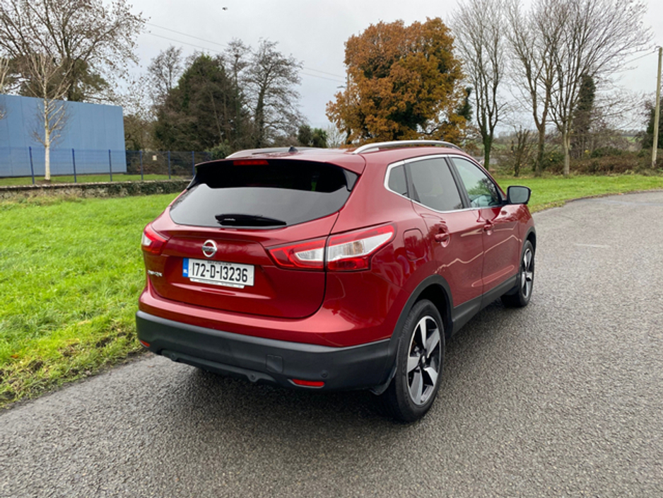 2017 Nissan Qashqai 1.2 SV PREMIUM '17 4DR €13,750