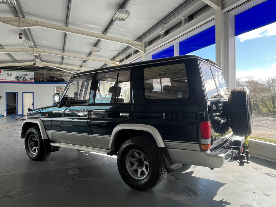 1995 Toyota Landcruiser - image 6