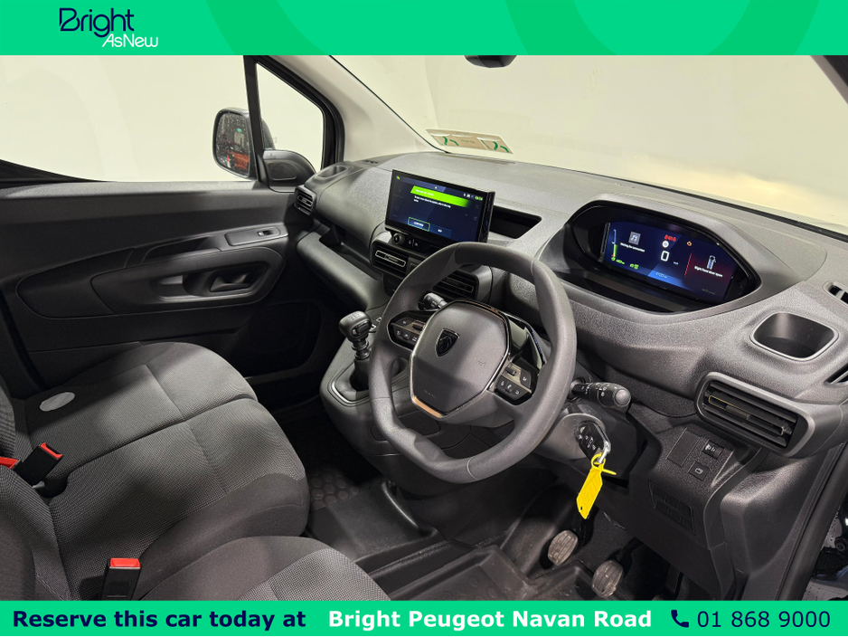 2025 Peugeot Partner - image 12