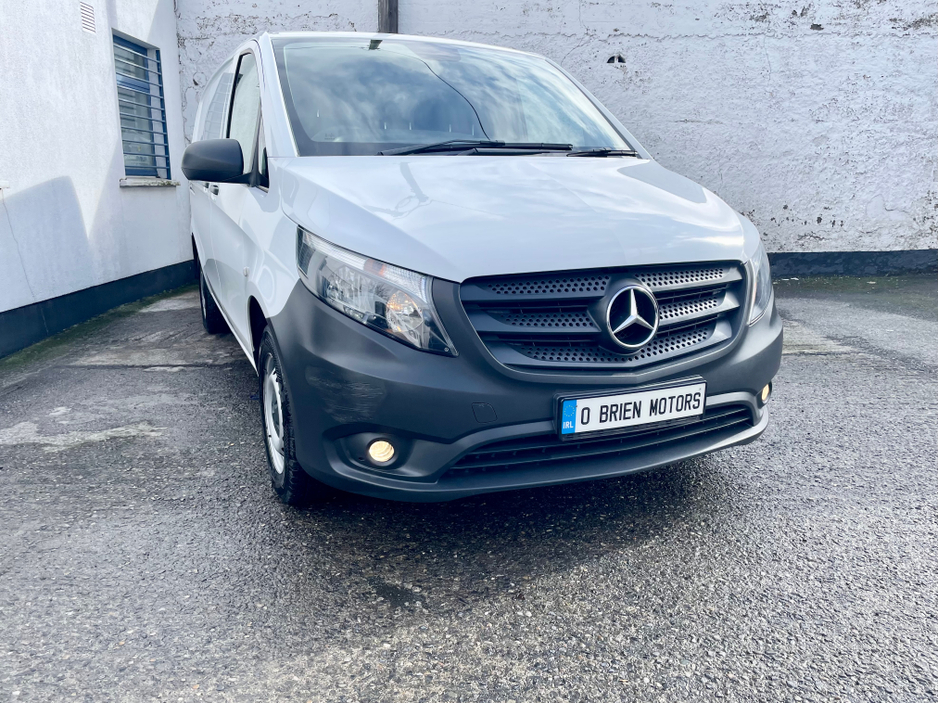 2023 Mercedes-Benz Vito - image 37