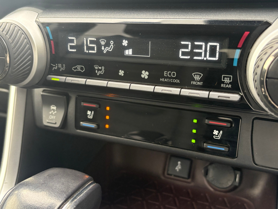 2022 Toyota Rav4 - image 15