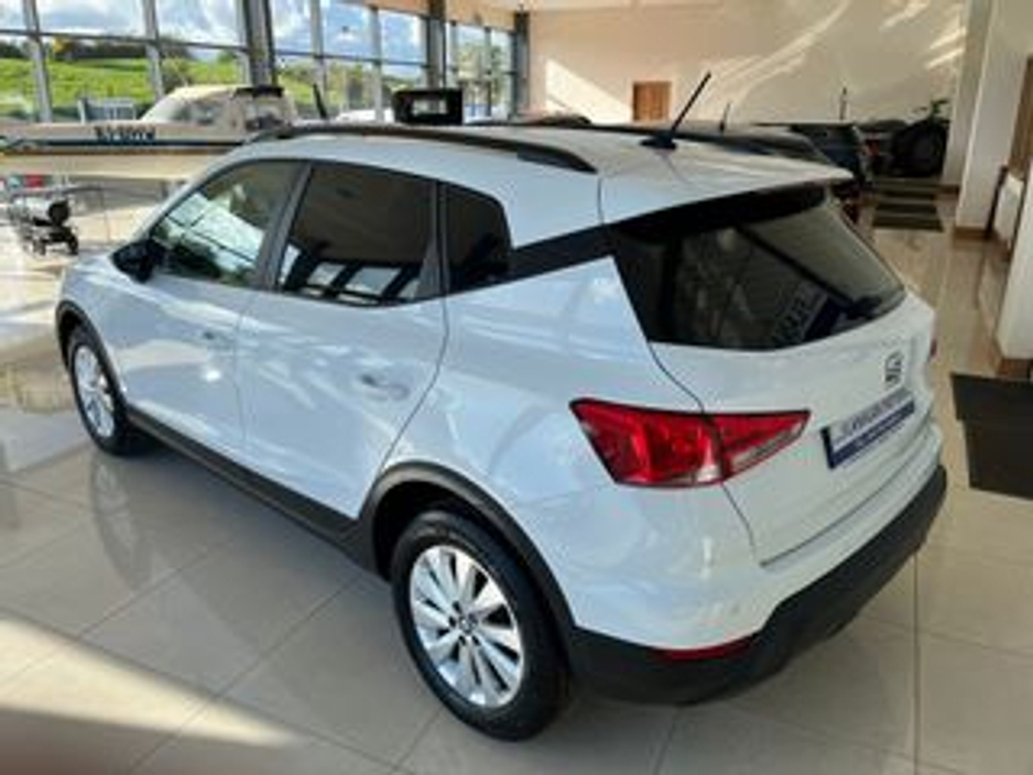 2020 SEAT Arona - image 4