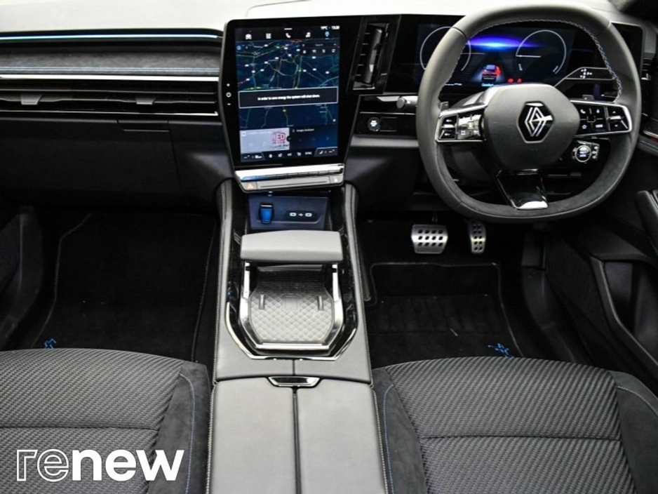 2025 Renault Austral techno esprit Alpine E-Tech 200 €39,890