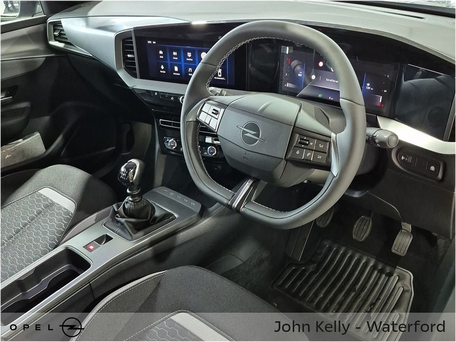 2026 Opel Mokka Elegance 1.2 136ps €35,869