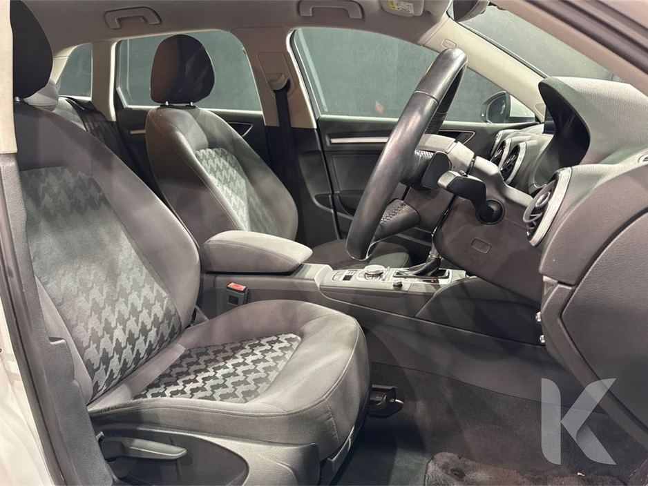 2016 Audi A3 1.4 TFSI - ALLOY WHEELS - MULTI FUNCTION STEERING WHEEL - CRUISE CONTROL - REVERSE CAMERA €14,950