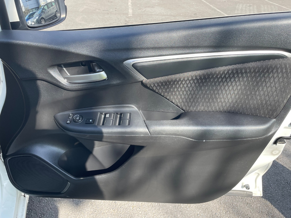 2018 Honda Fit - image 16