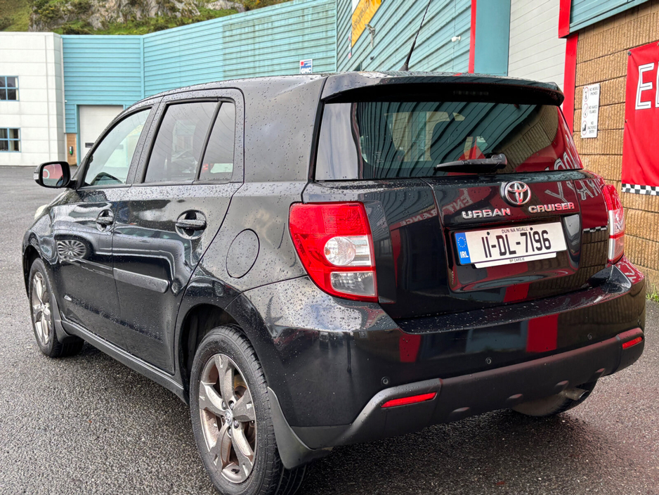 2011 Toyota Urban Cruiser - image 16