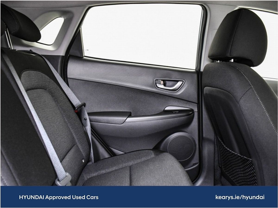 2023 Hyundai Kona - image 15