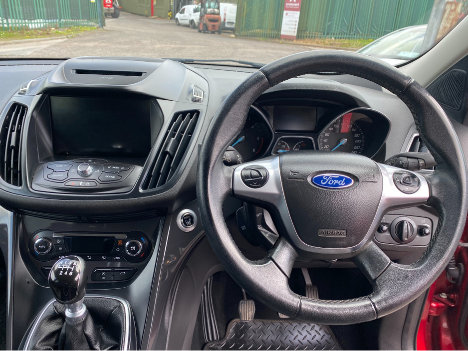 2016 Ford Kuga - image 12