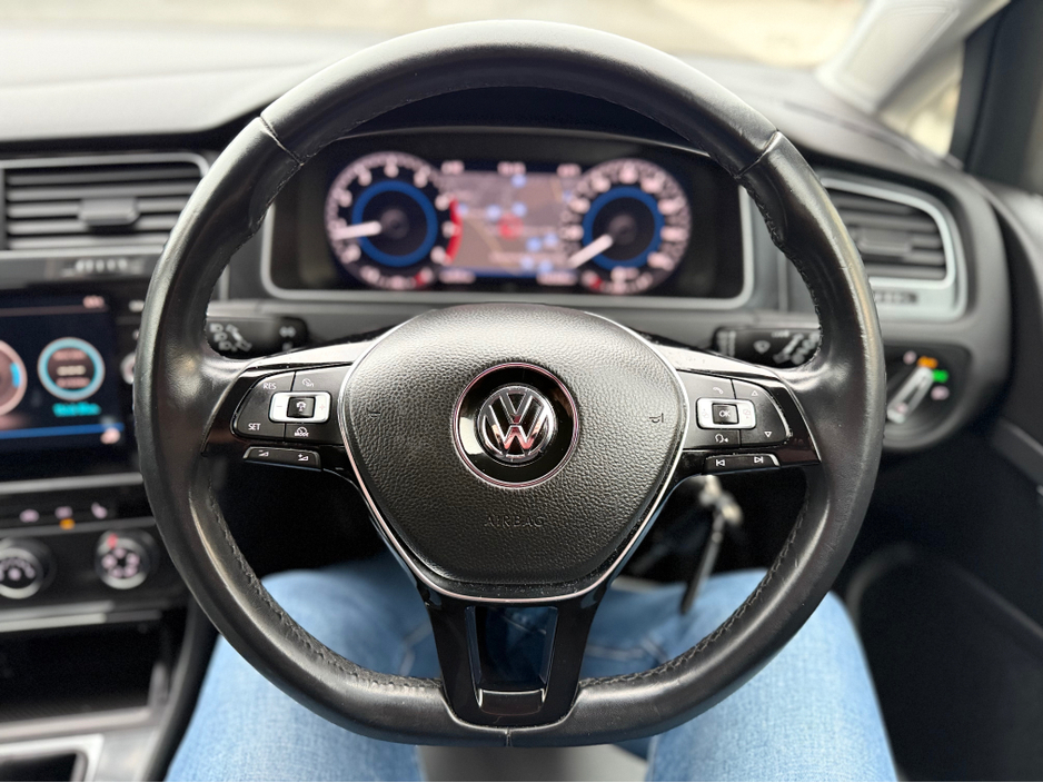 2018 Volkswagen Golf SE NAVIGATION 1.5 TSI BLUEMOTION TECHNOLOGY, 1.4, MANUAL, 2 YEAR NCT, LOW TAX, LOW INSURANCE €16,995