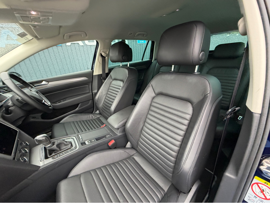 2020 Volkswagen Passat - image 39