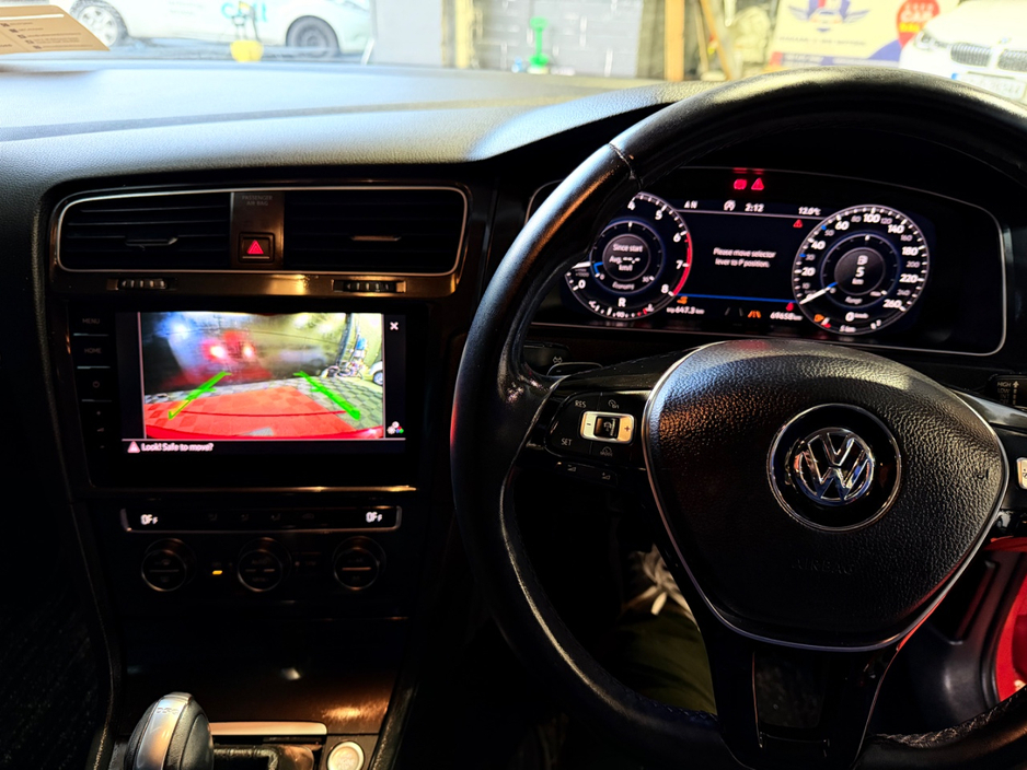 2018 Volkswagen Golf - image 27