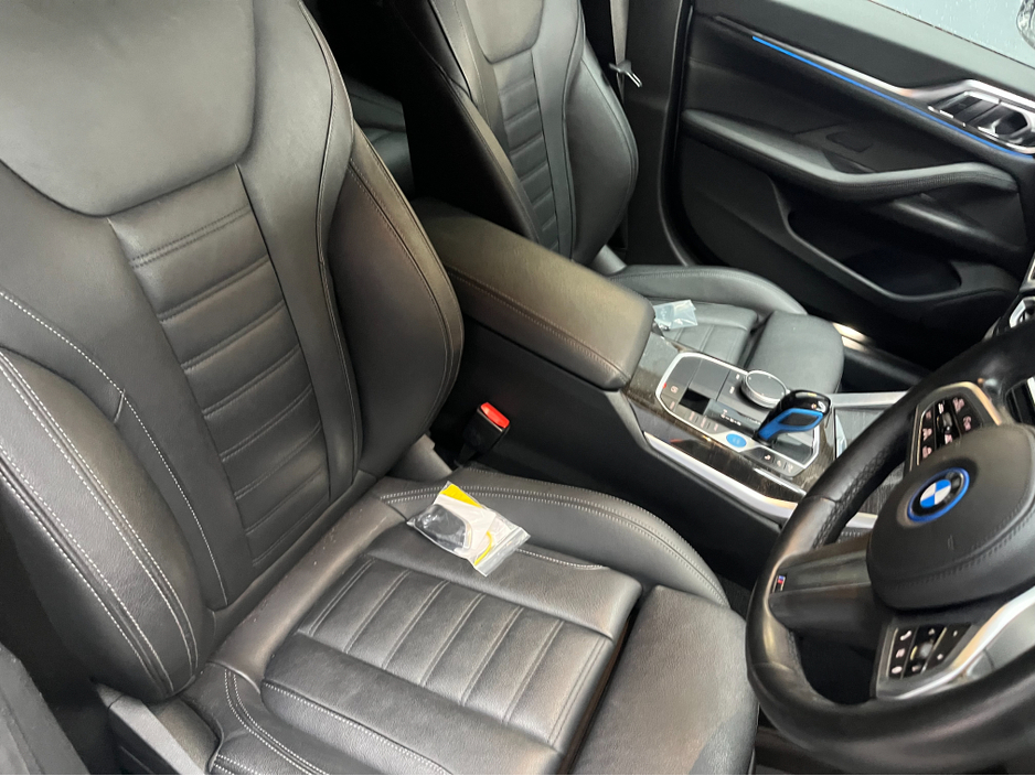 2022 BMW i4 - image 11