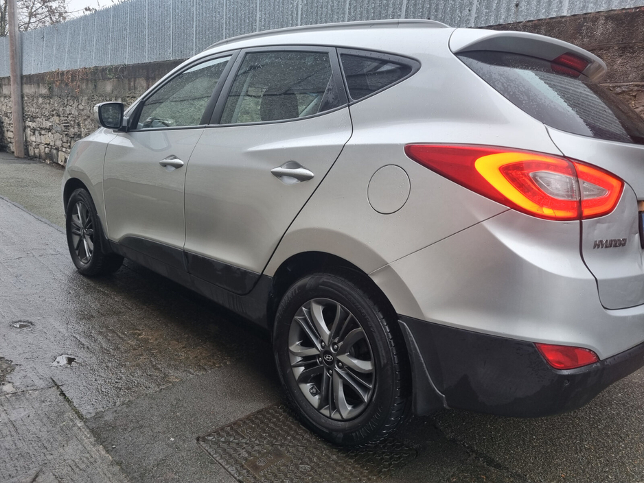 2015 Hyundai ix35 1.7 Diesel Executive 2WD 115hp €6,499