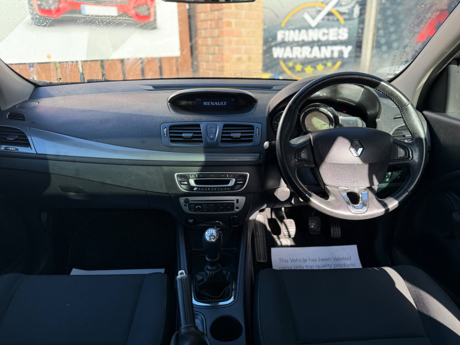 2016 Renault Megane - image 7