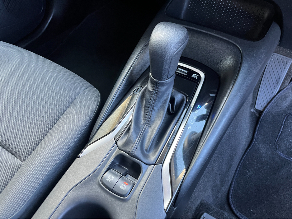 2022 Toyota Corolla - image 16