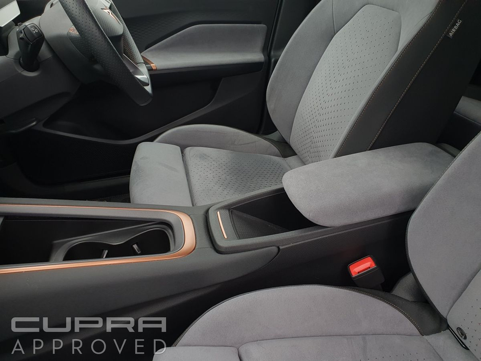 2025 Cupra Born - image 18