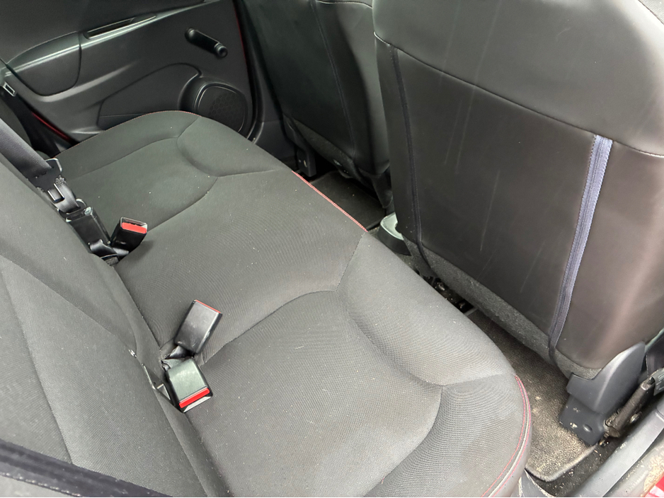 2014 Renault Clio IV EXPRESSION TCE 90 4DR €7,900